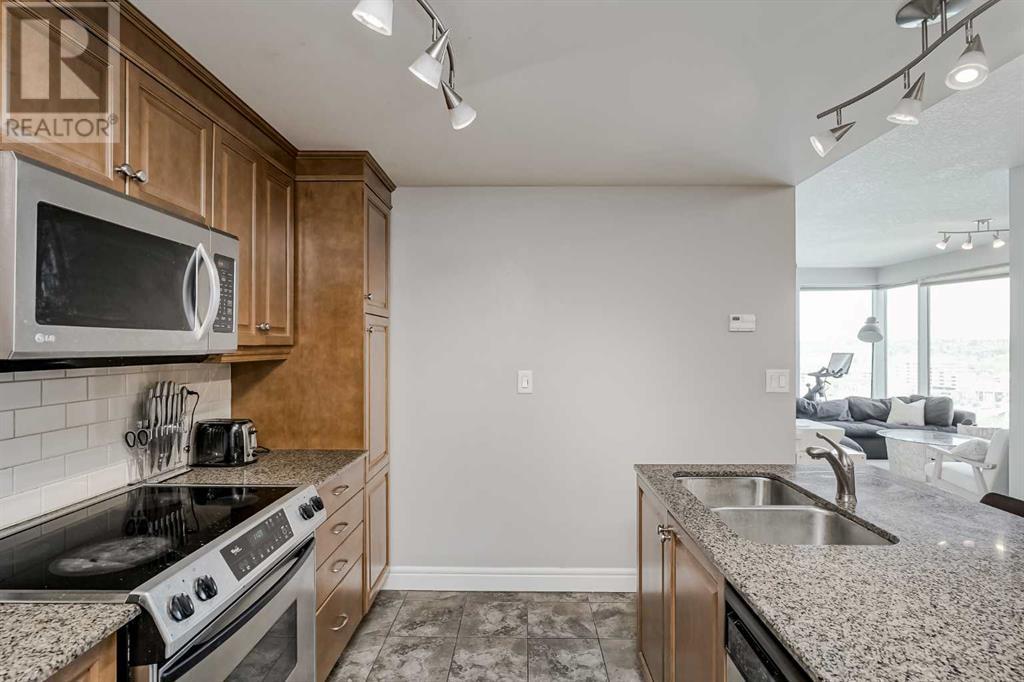 Single Family House for Sale in    Avenue SW Downtown Commercial Core Calgary 