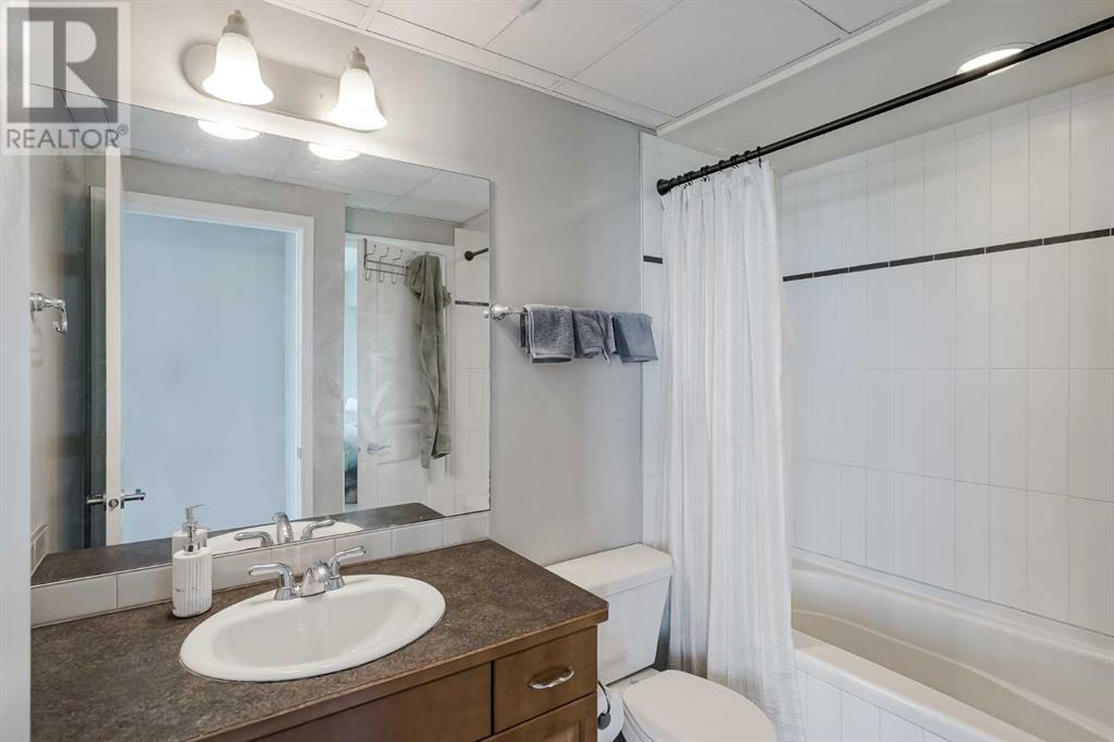 Single Family House for Sale in    Avenue SW Downtown Commercial Core Calgary 