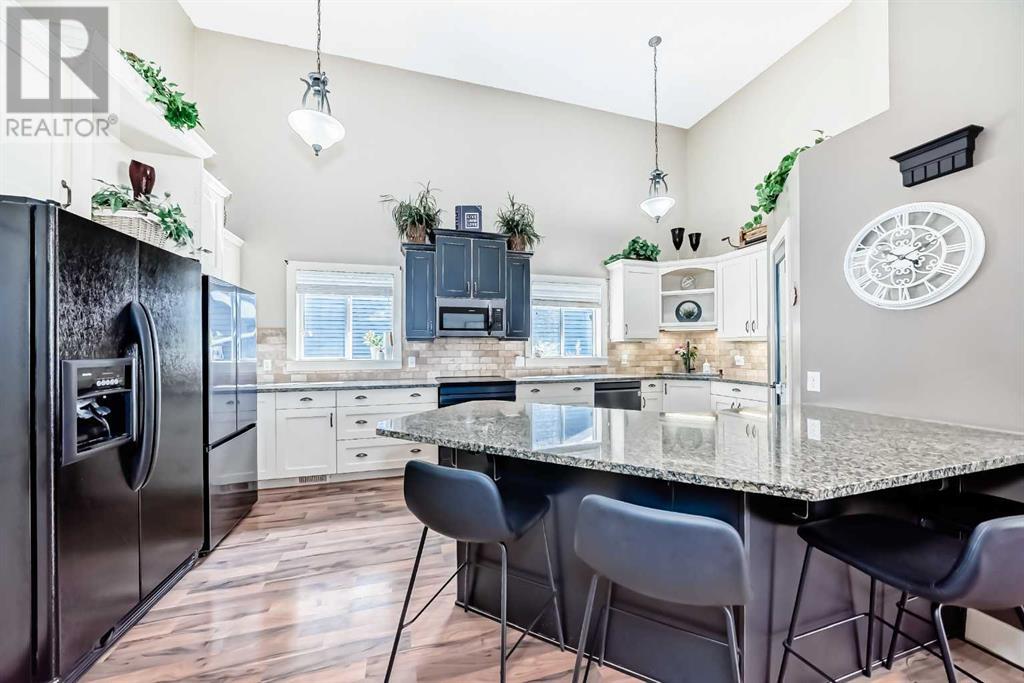 Single Family House 4 Level for Sale in  Hidden Creek Terrace NW Hidden Valley Calgary 