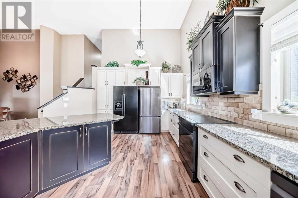 Single Family House 4 Level for Sale in  Hidden Creek Terrace NW Hidden Valley Calgary 