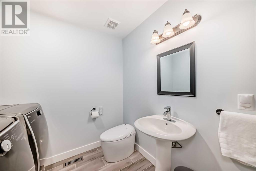 Single Family House 4 Level for Sale in  Hidden Creek Terrace NW Hidden Valley Calgary 