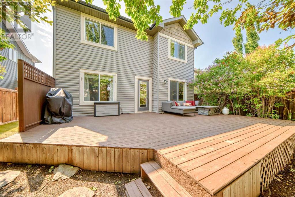 Single Family House 4 Level for Sale in  Hidden Creek Terrace NW Hidden Valley Calgary 