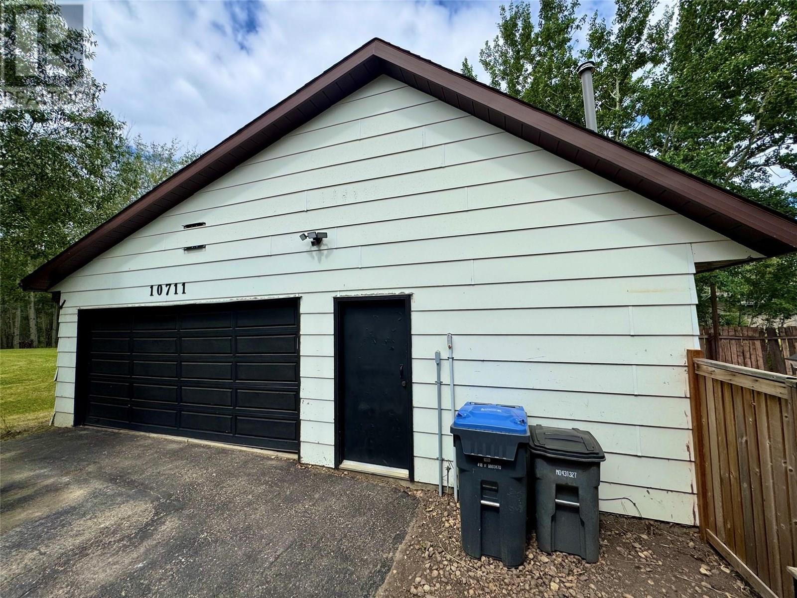10711 Willowview Drive, Dawson Creek