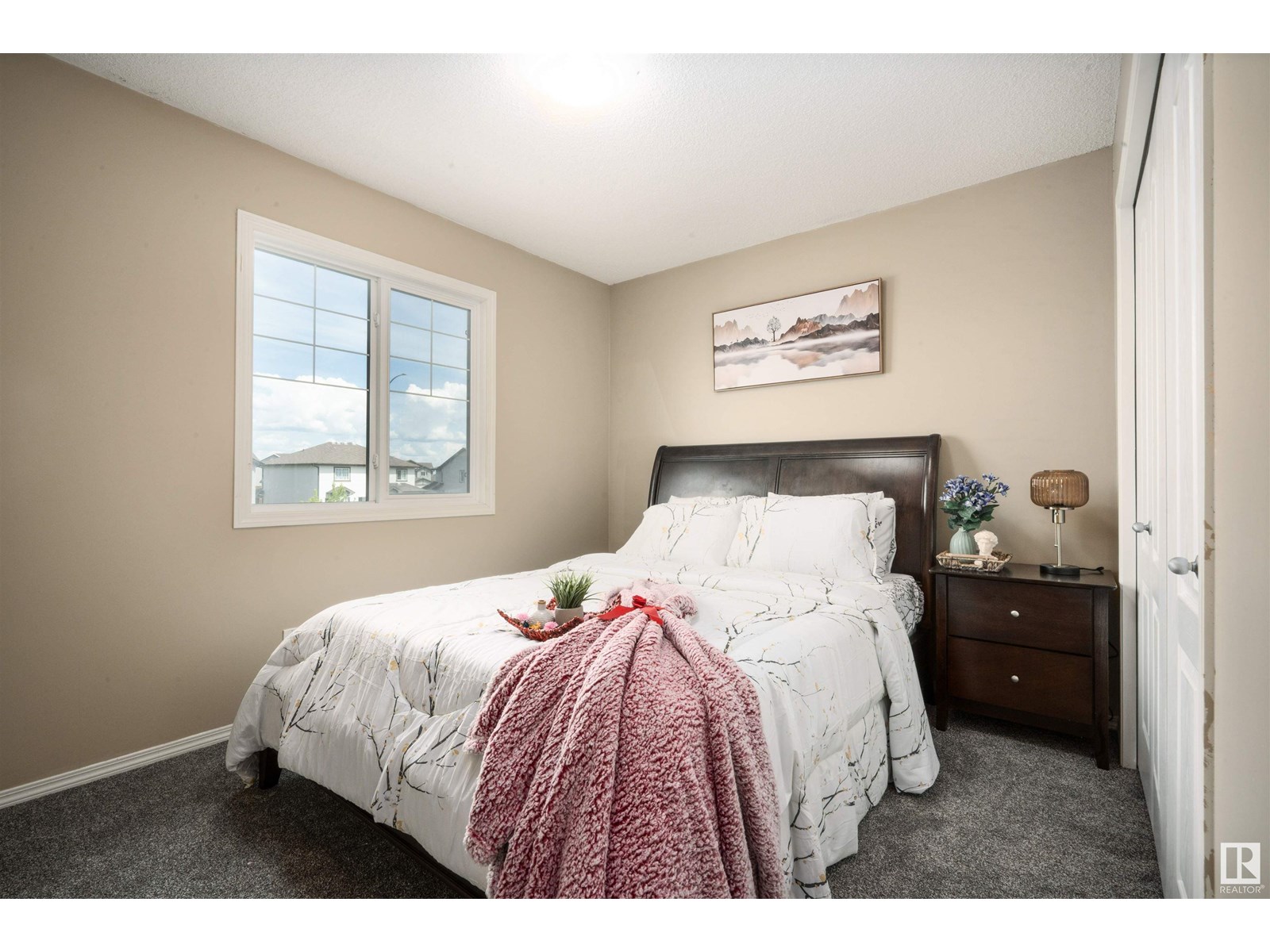 Photo 16 of 14 Santana Cres, Fort Saskatchewan AB