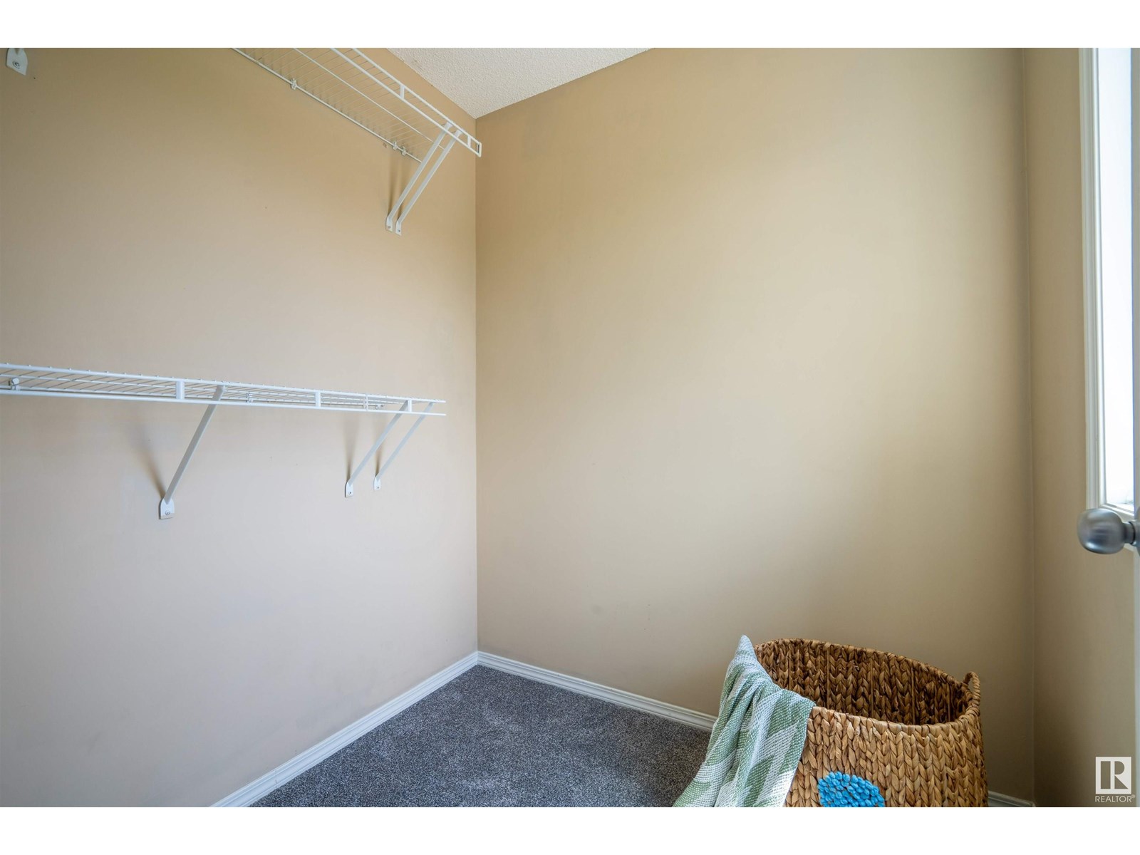 Photo 23 of 14 Santana Cres, Fort Saskatchewan AB