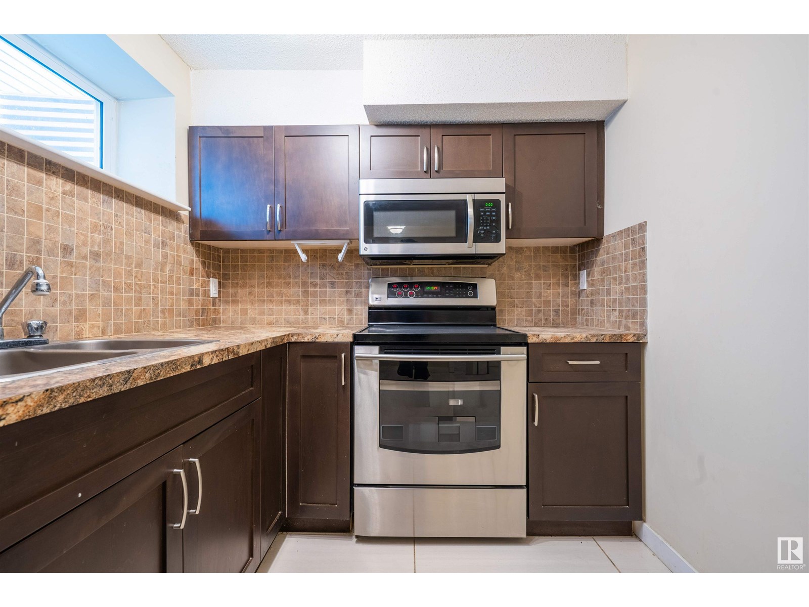 Photo 30 of 14 Santana Cres, Fort Saskatchewan AB