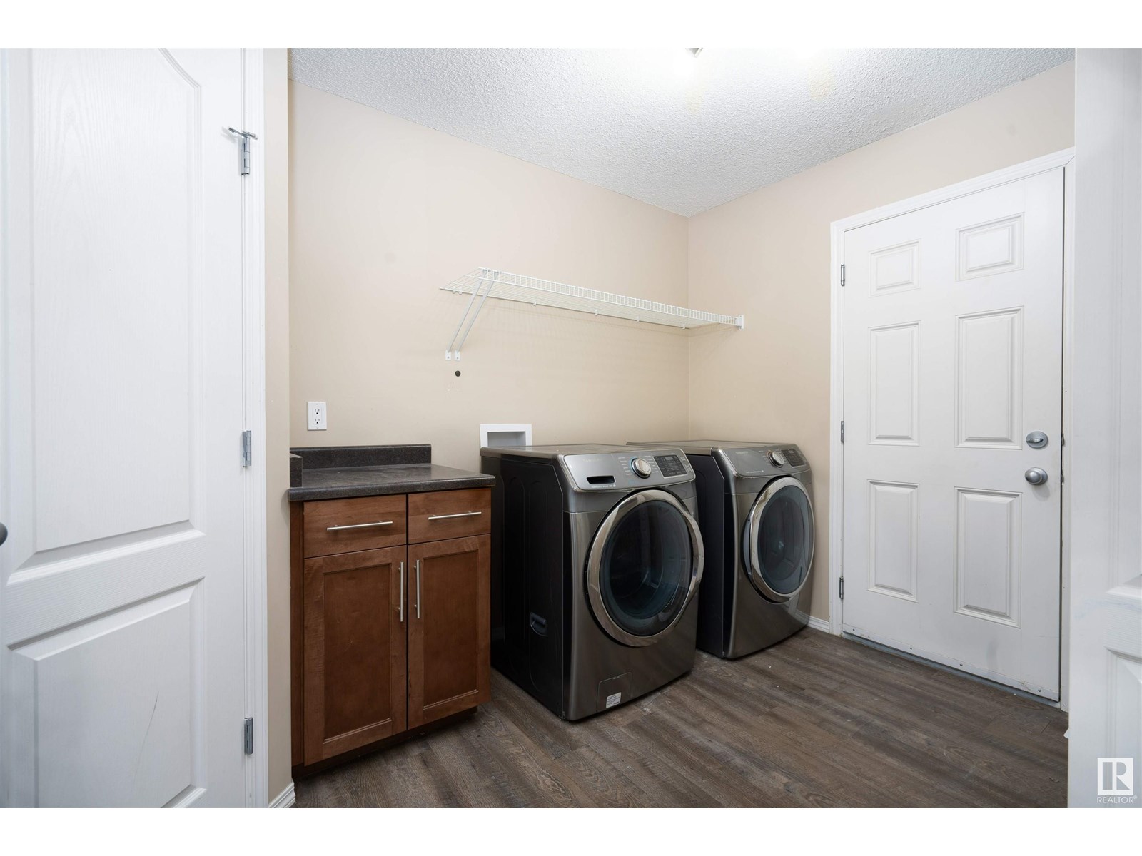 Photo 6 of 14 Santana Cres, Fort Saskatchewan AB