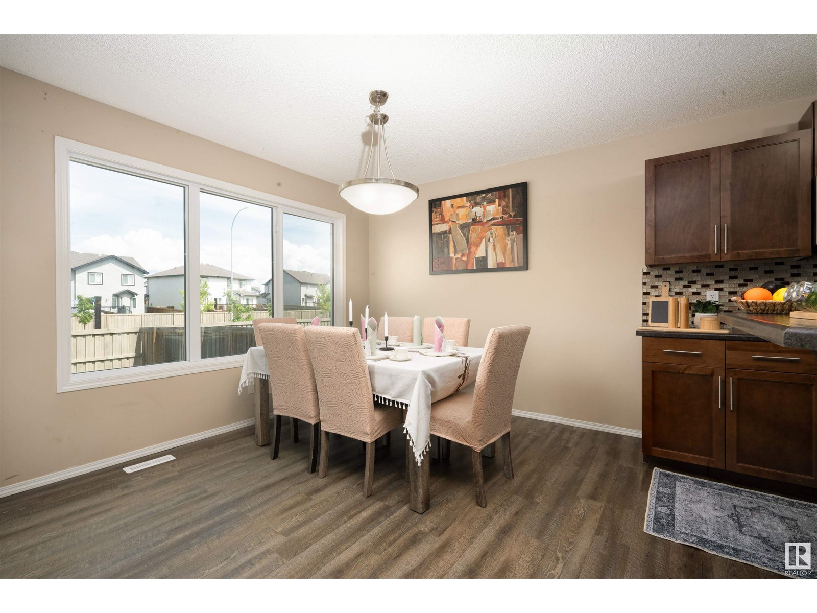 Photo 7 of 14 Santana Cres, Fort Saskatchewan AB
