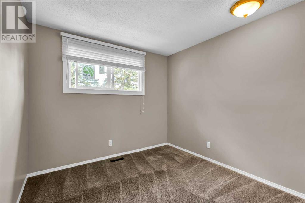 236 Queen Tamara Way SE Photo 21 - Calgary Real Estate
