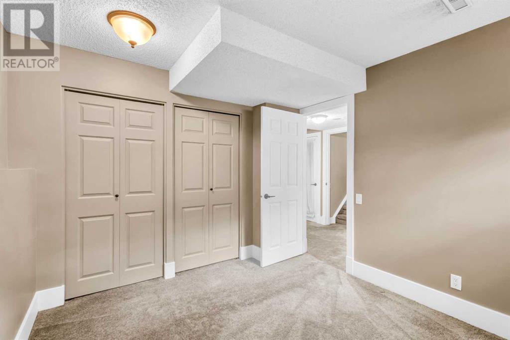 236 Queen Tamara Way SE Photo 31 - Calgary Real Estate