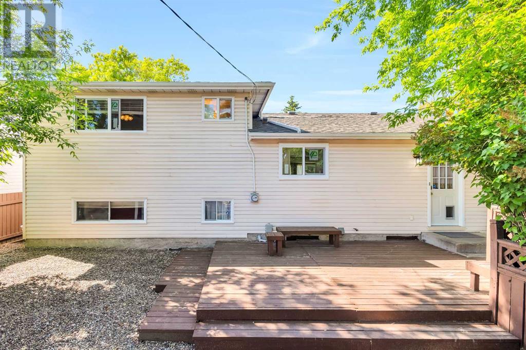 236 Queen Tamara Way SE Photo 41 - Calgary Real Estate
