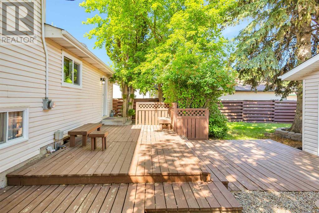 236 Queen Tamara Way SE Photo 44 - Calgary Real Estate