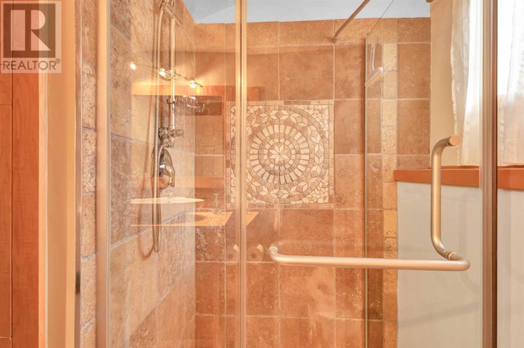 236 Queen Tamara Way SE Photo 29 - Calgary Real Estate