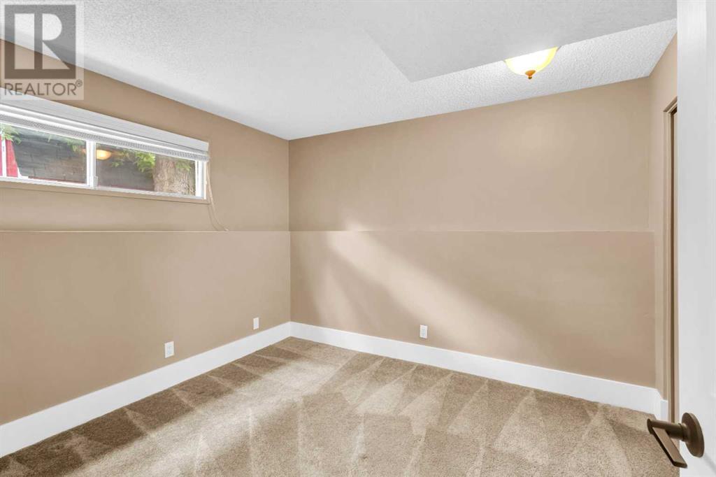 236 Queen Tamara Way SE Photo 30 - Calgary Real Estate