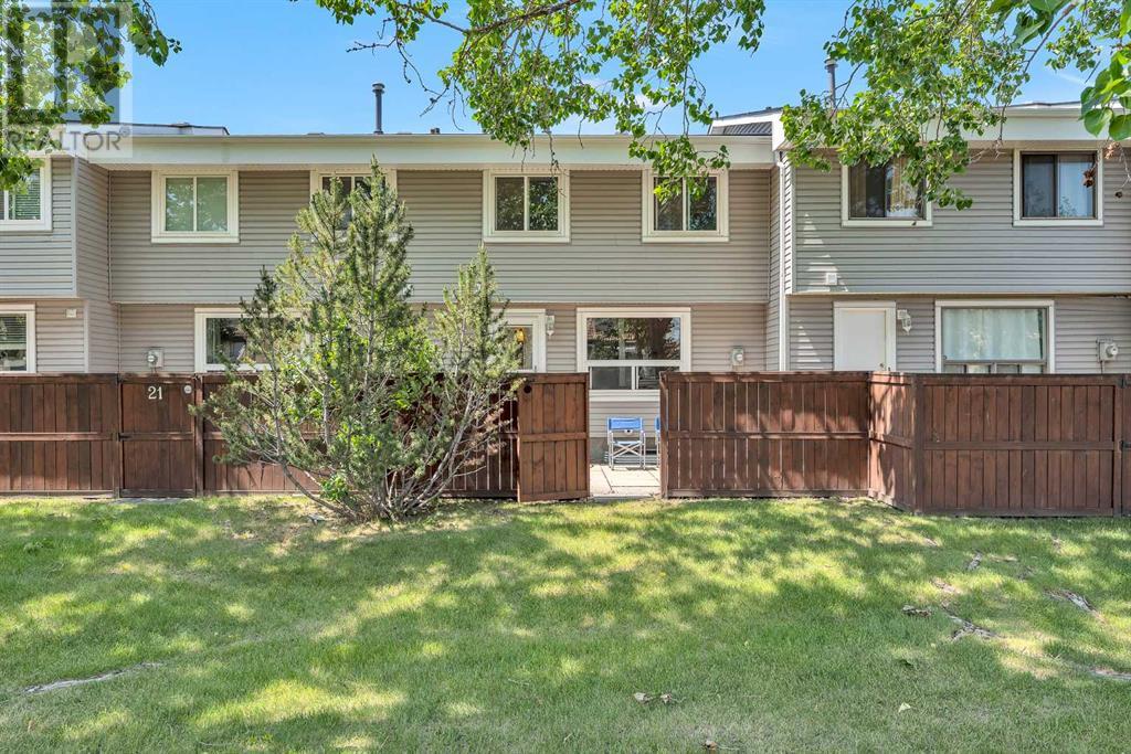 Single Family House for Sale in    Street NE Temple Calgary 
