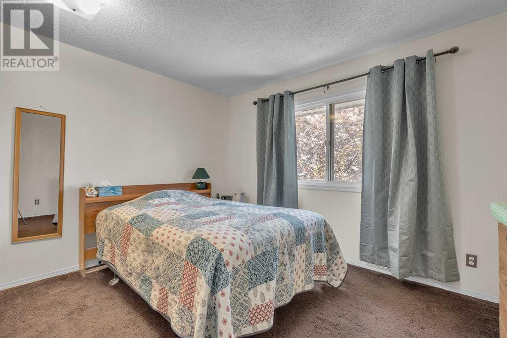 Single Family House for Sale in    Street NE Temple Calgary 