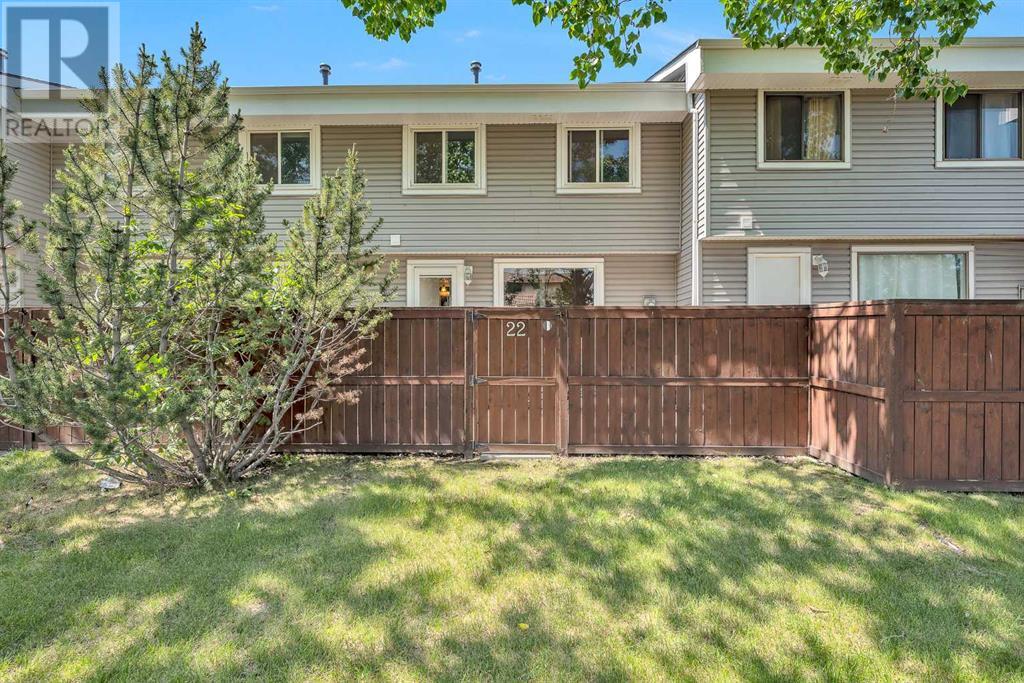 Single Family House for Sale in    Street NE Temple Calgary 