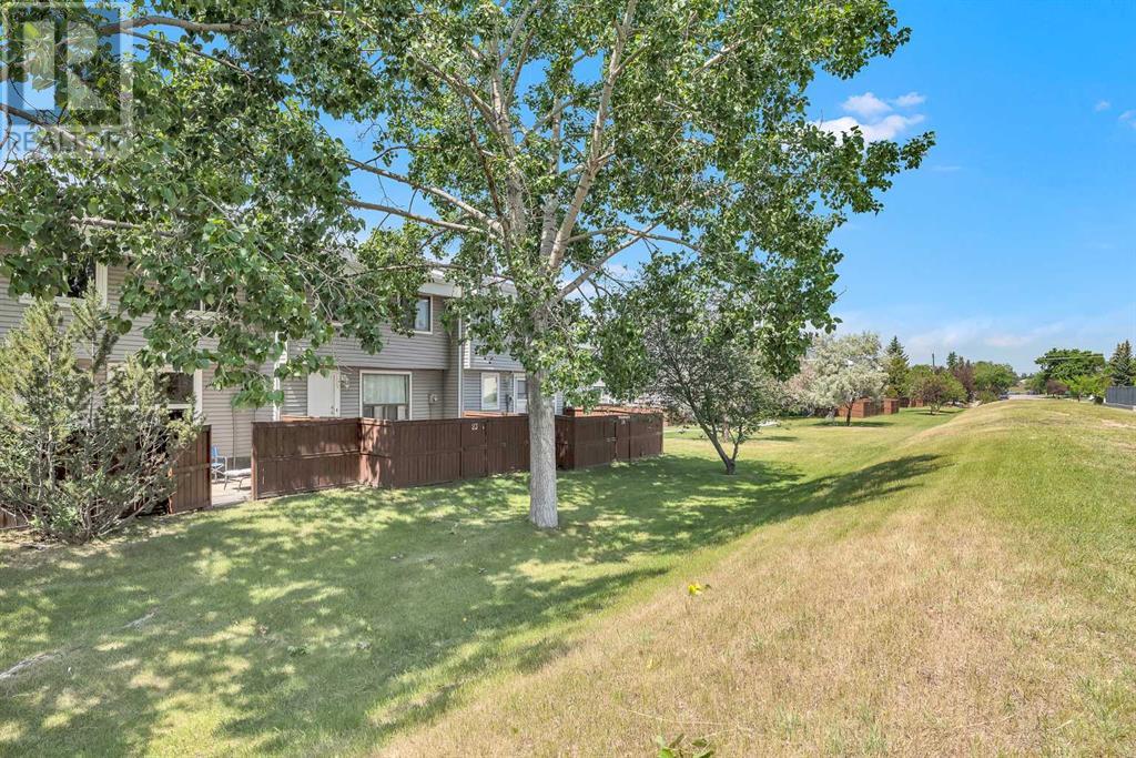 Single Family House for Sale in    Street NE Temple Calgary 