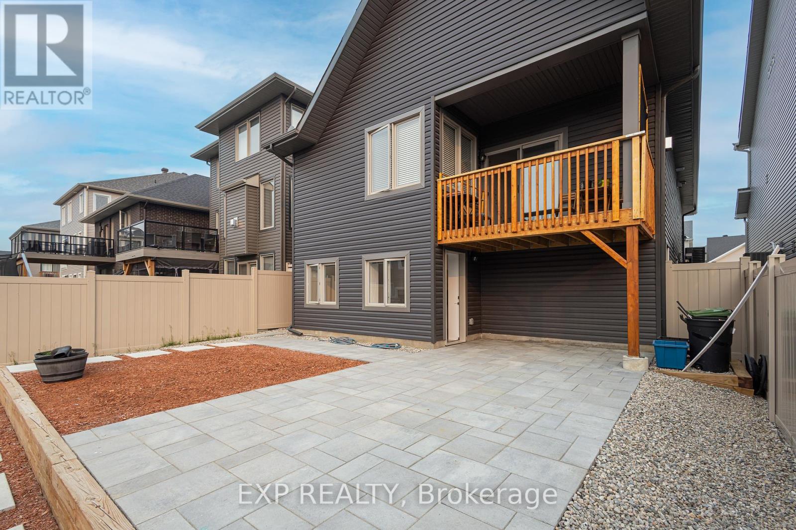 Photo 34 of 72 Dun Skipper Drive, Ottawa ON