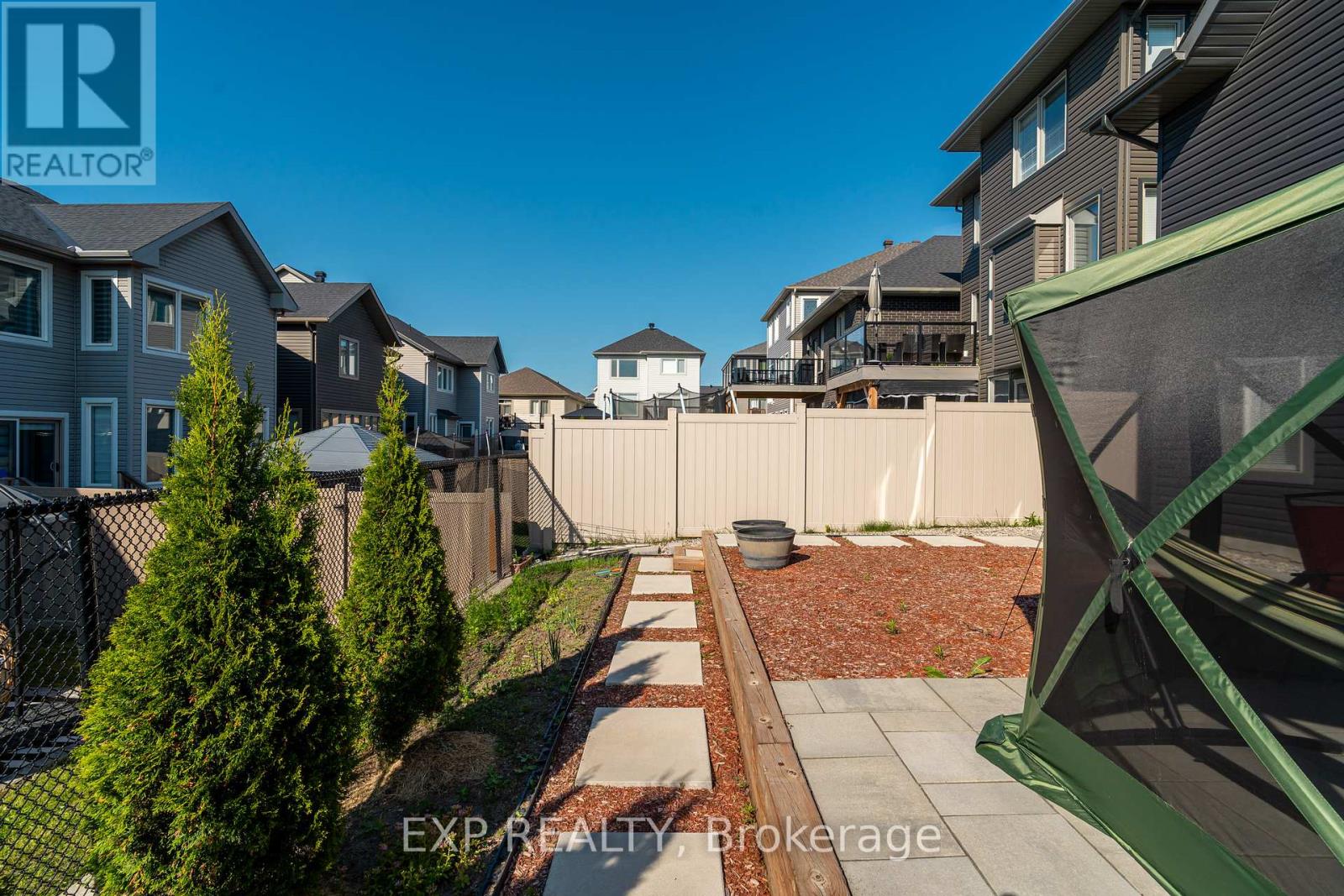Photo 29 of 72 Dun Skipper Drive, Ottawa ON