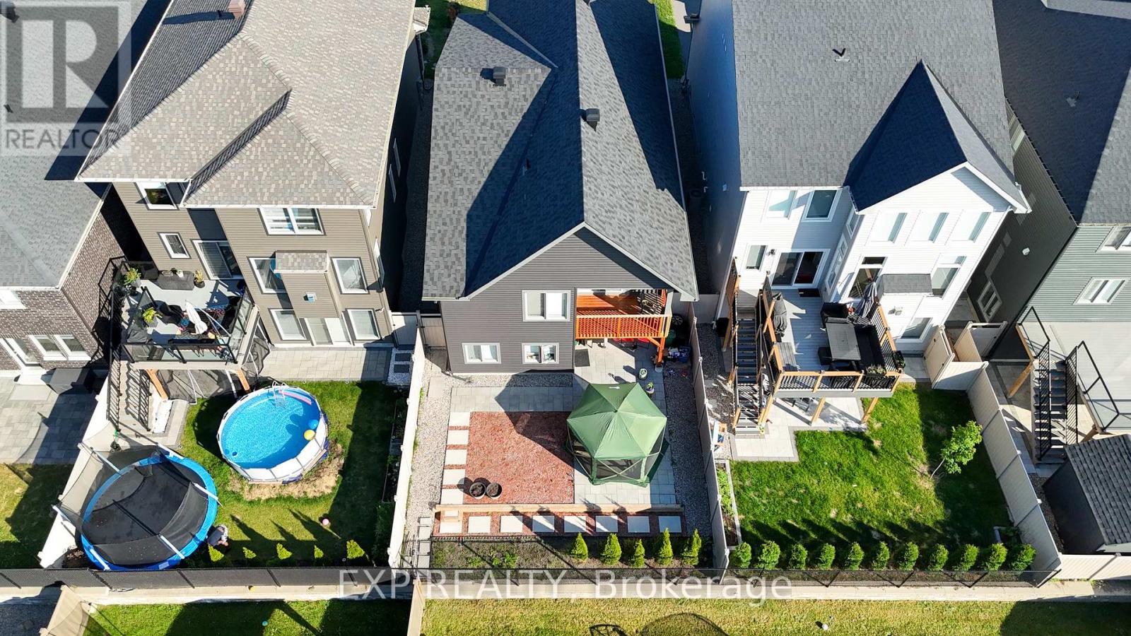 Photo 16 of 72 Dun Skipper Drive, Ottawa ON