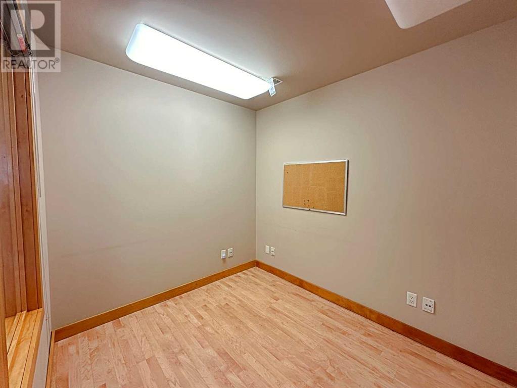 Photo 13 of 6 B 380 Mackenzie Boulevard, Fort Mcmurray AB