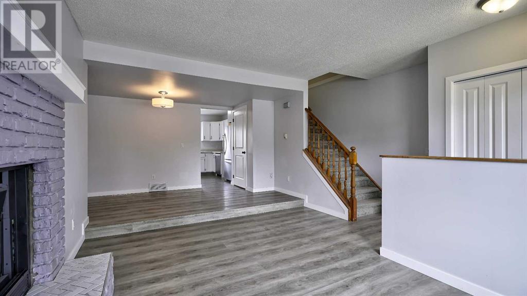 Single Family House for Sale in  Riverbrook Way SE Riverbend Calgary 