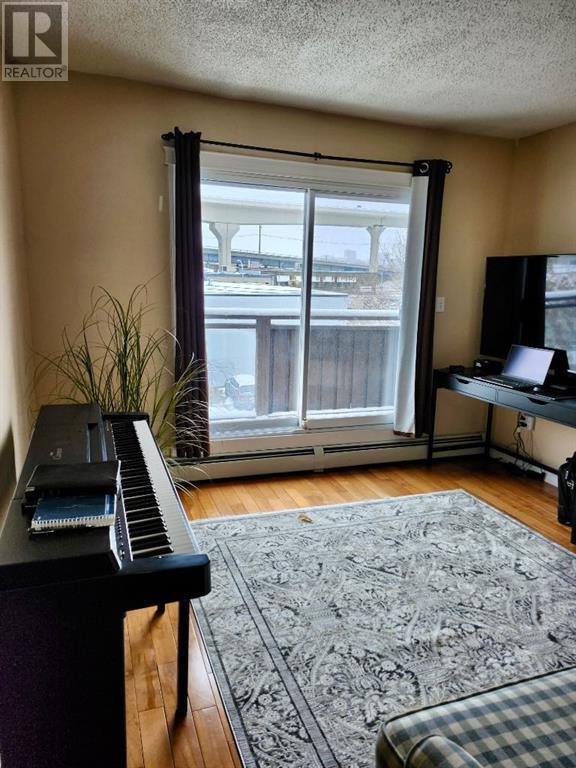Single Family House for Sale in    Avenue SW Sunalta Calgary 