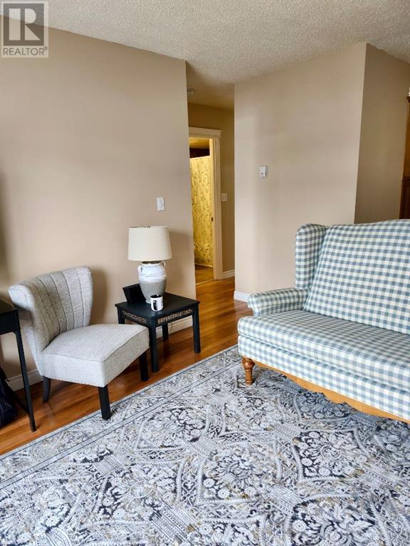 Single Family House for Sale in    Avenue SW Sunalta Calgary 