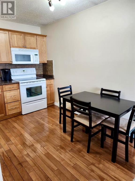 Single Family House for Sale in    Avenue SW Sunalta Calgary 