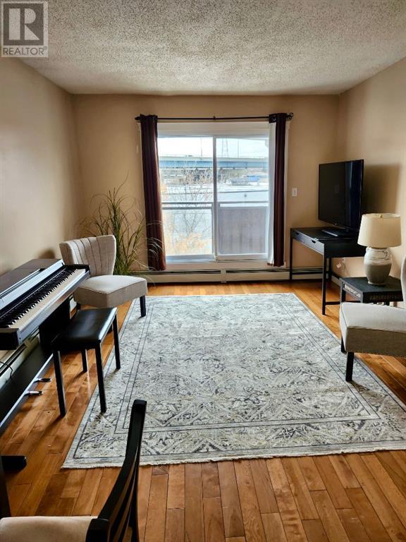 Single Family House for Sale in    Avenue SW Sunalta Calgary 