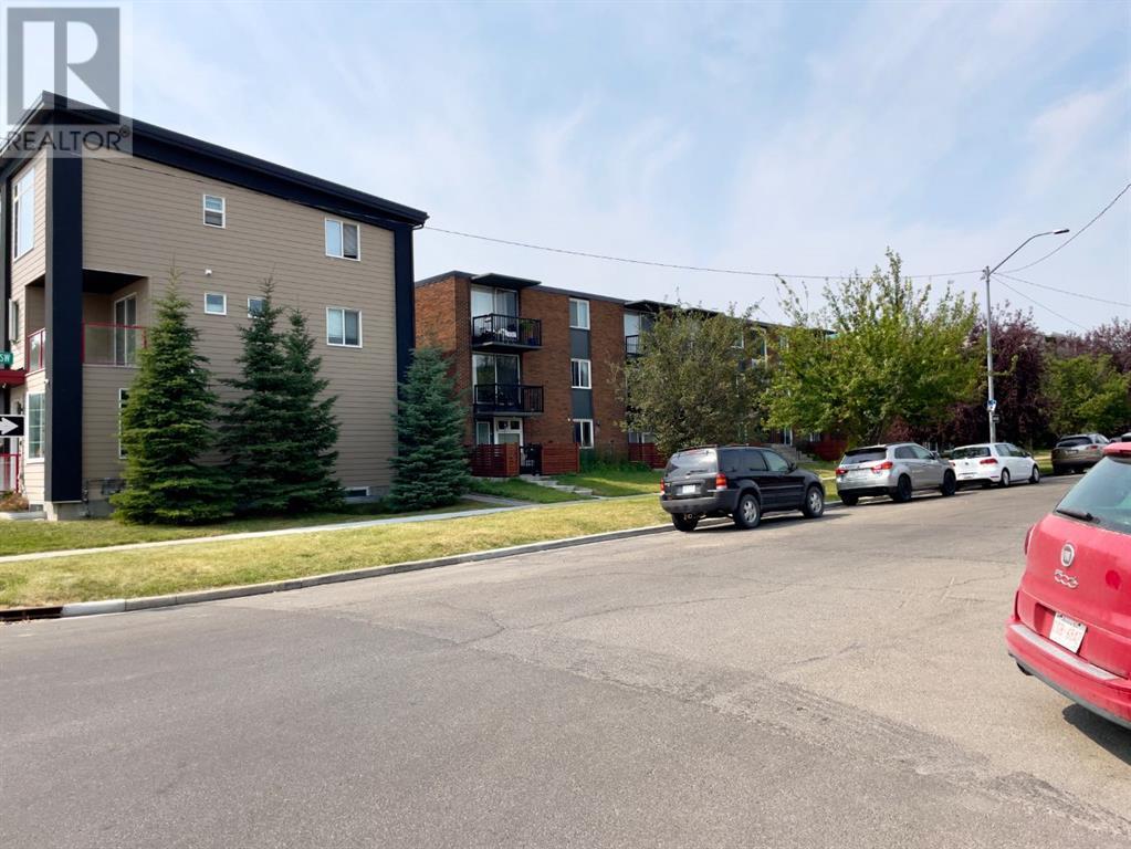 Single Family House for Sale in    Avenue SW Sunalta Calgary 