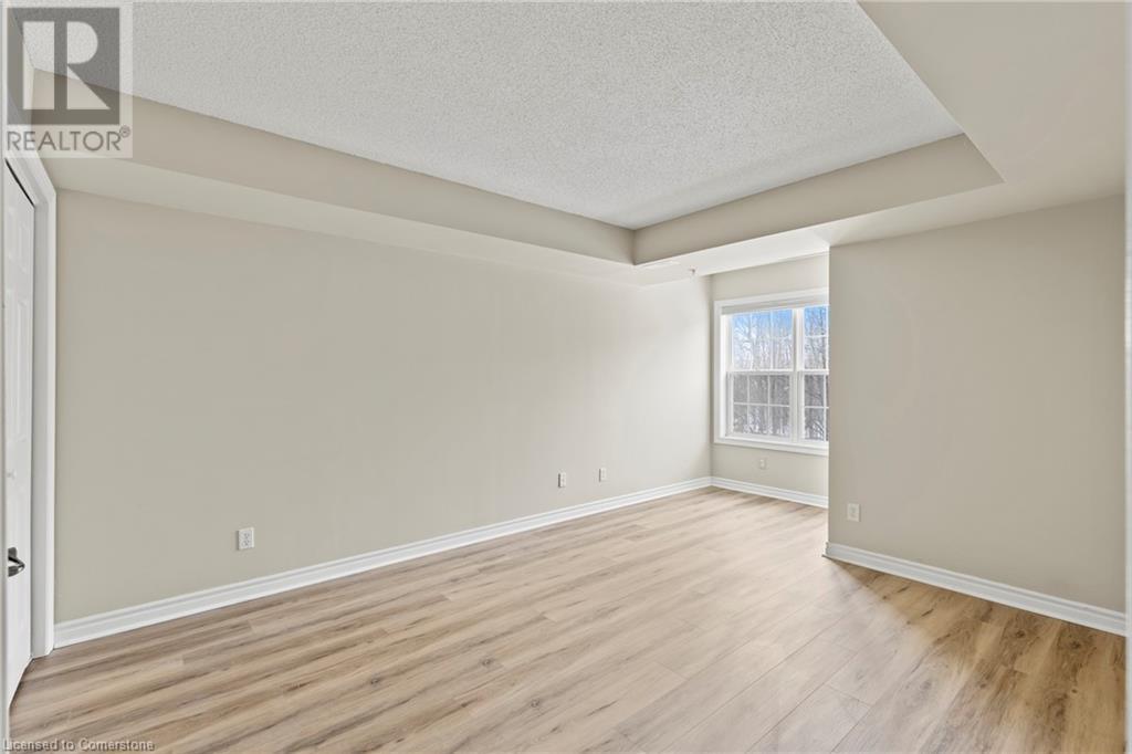 Photo 14 of 2075 Appleby Line Unit 407, Burlington ON