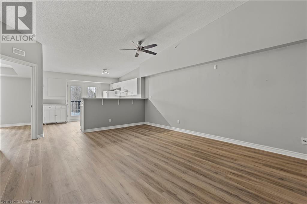 Photo 12 of 2075 Appleby Line Unit 407, Burlington ON