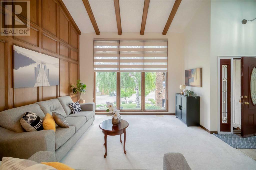 Single Family House for Sale in  Edgehill Court NW Edgemont Calgary 