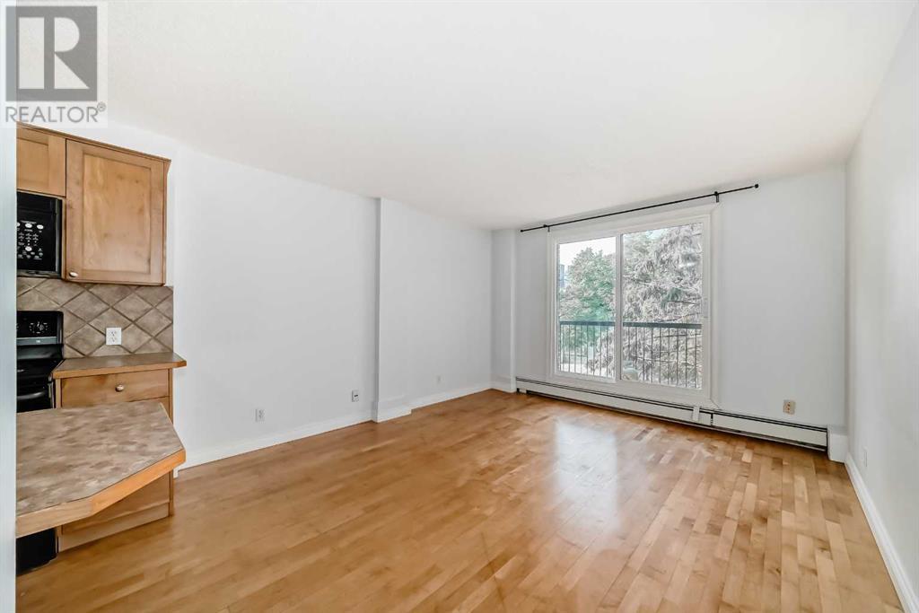Single Family House for Sale in    Avenue SW Lower Mount Royal Calgary 