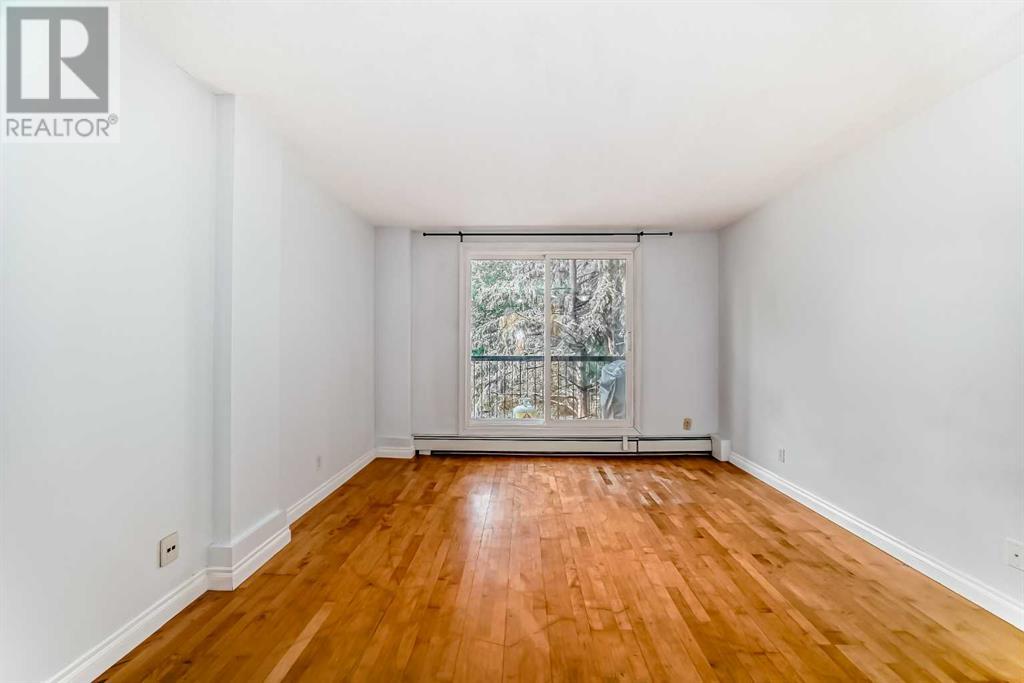 Single Family House for Sale in    Avenue SW Lower Mount Royal Calgary 