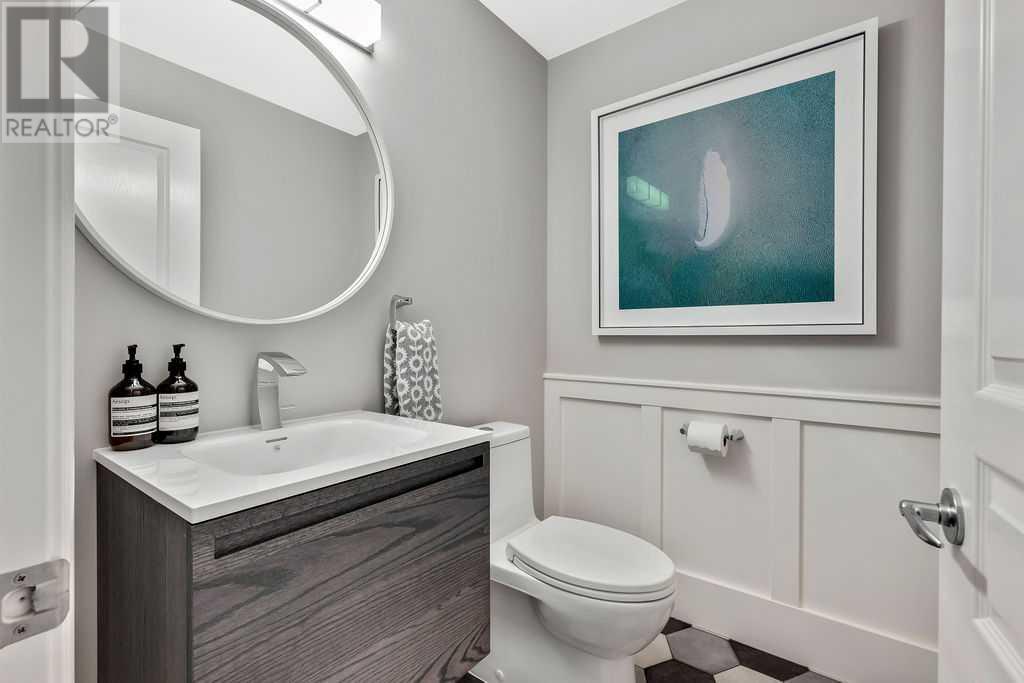 Single Family House for Sale in  Lake Placid Place SE Lake Bonavista Calgary 