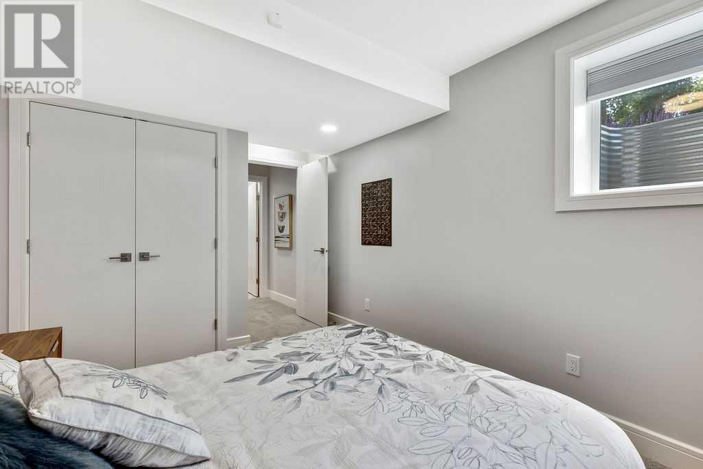 Single Family House for Sale in  Lake Placid Place SE Lake Bonavista Calgary 