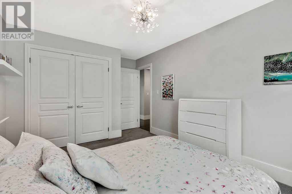 Single Family House for Sale in  Lake Placid Place SE Lake Bonavista Calgary 