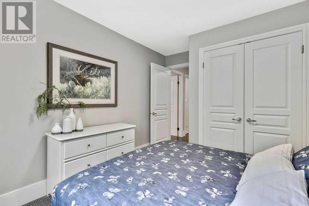Single Family House for Sale in  Lake Placid Place SE Lake Bonavista Calgary 