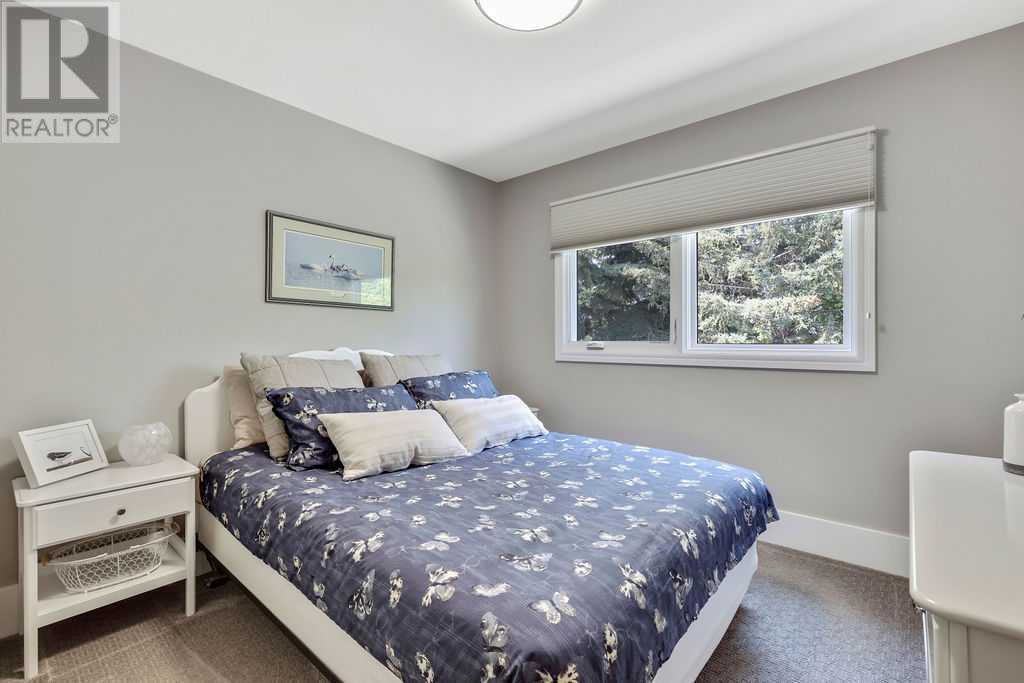 Single Family House for Sale in  Lake Placid Place SE Lake Bonavista Calgary 