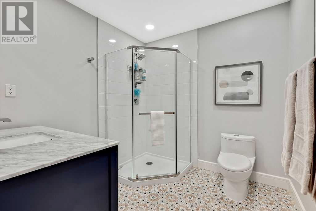Single Family House for Sale in  Lake Placid Place SE Lake Bonavista Calgary 