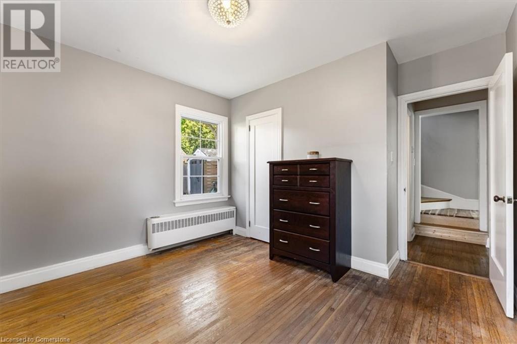 Photo 19 of 23 Nelles Boulevard, Grimsby ON