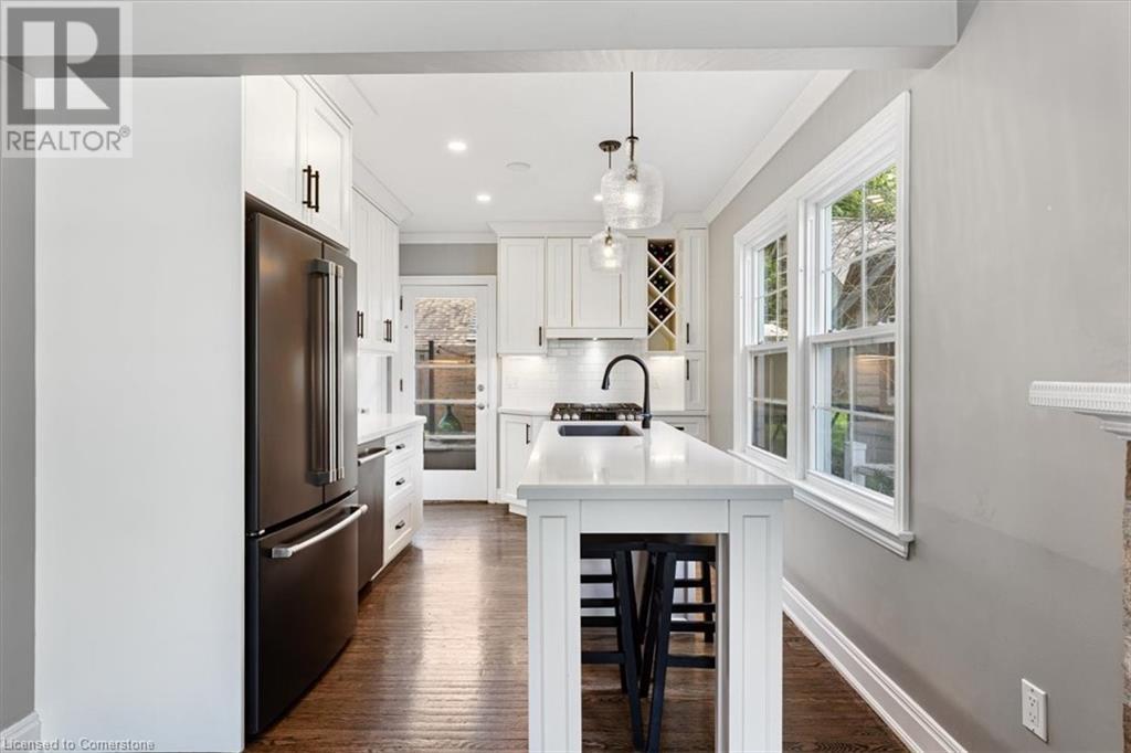 Photo 14 of 23 Nelles Boulevard, Grimsby ON
