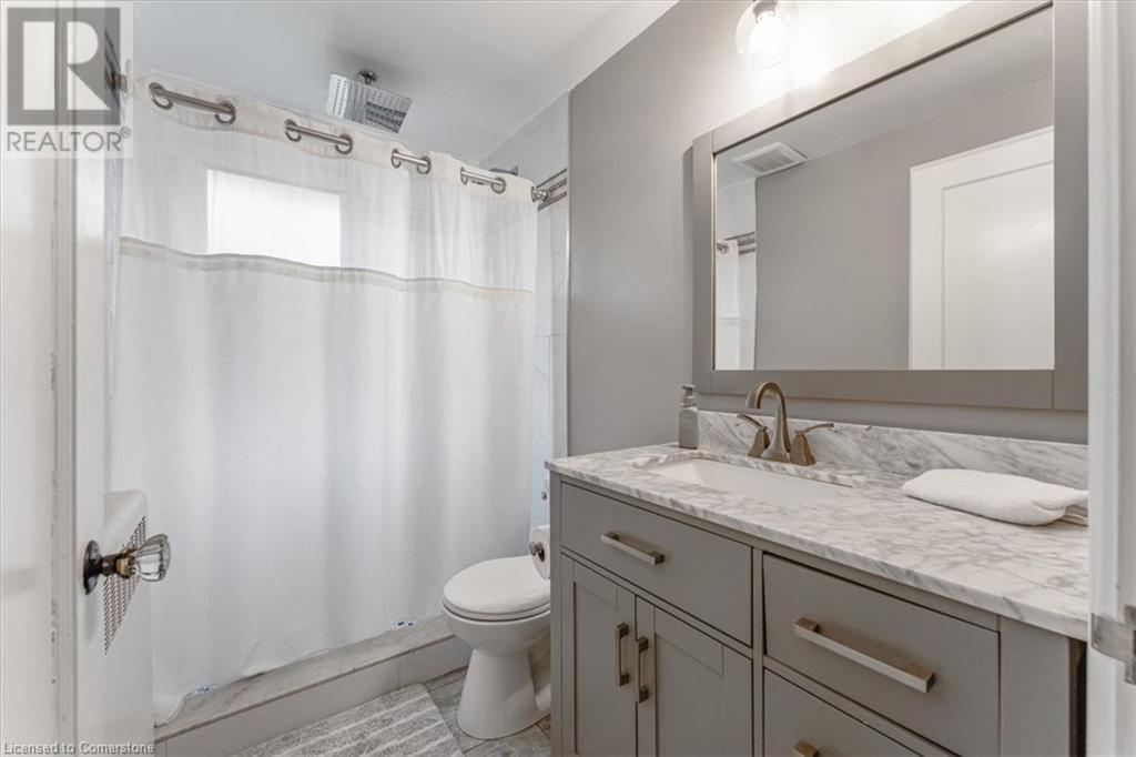 Photo 20 of 23 Nelles Boulevard, Grimsby ON