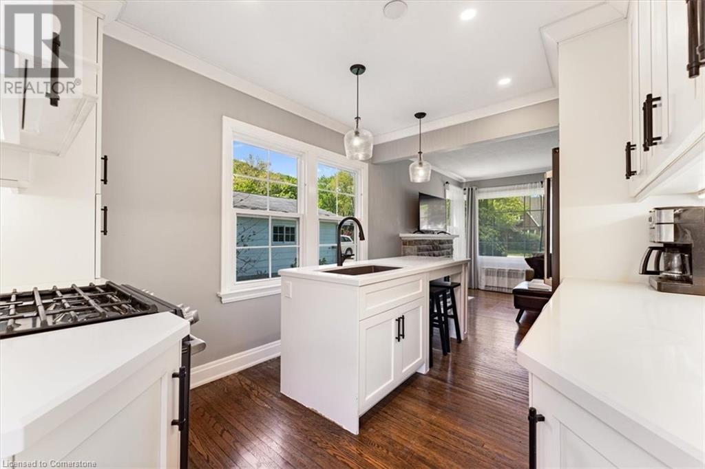 Photo 18 of 23 Nelles Boulevard, Grimsby ON