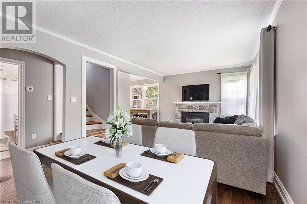 Photo 11 of 23 Nelles Boulevard, Grimsby ON