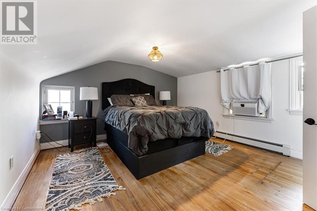 Photo 22 of 23 Nelles Boulevard, Grimsby ON