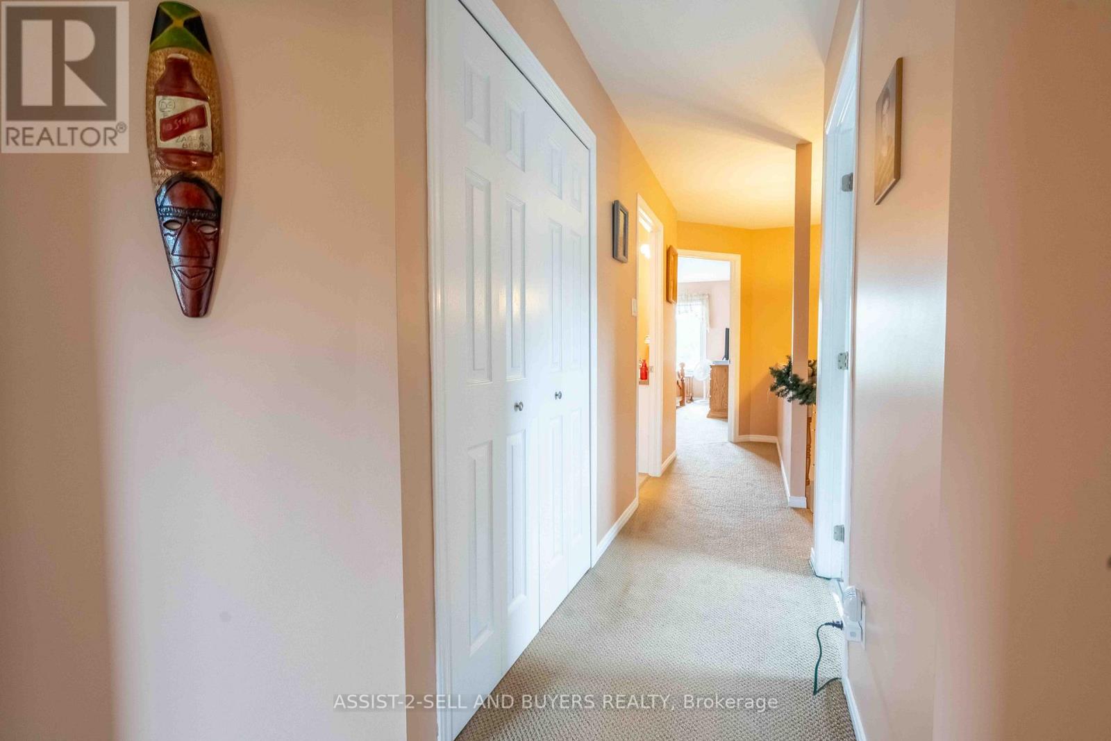 Photo 13 of 95 Mckenzie Street W, Cornwall ON